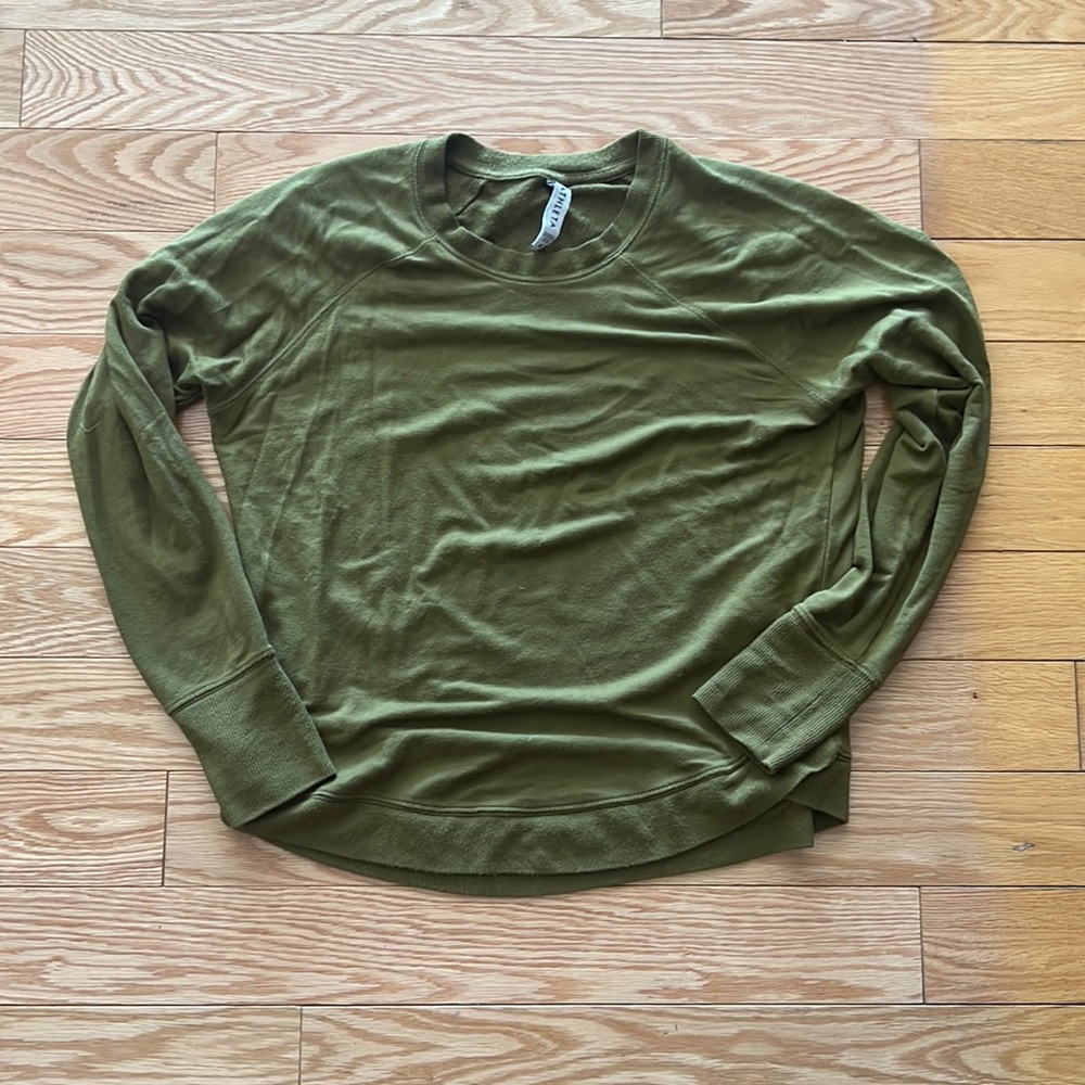 Athleta Green Longsleeve Medium - Extremely Soft